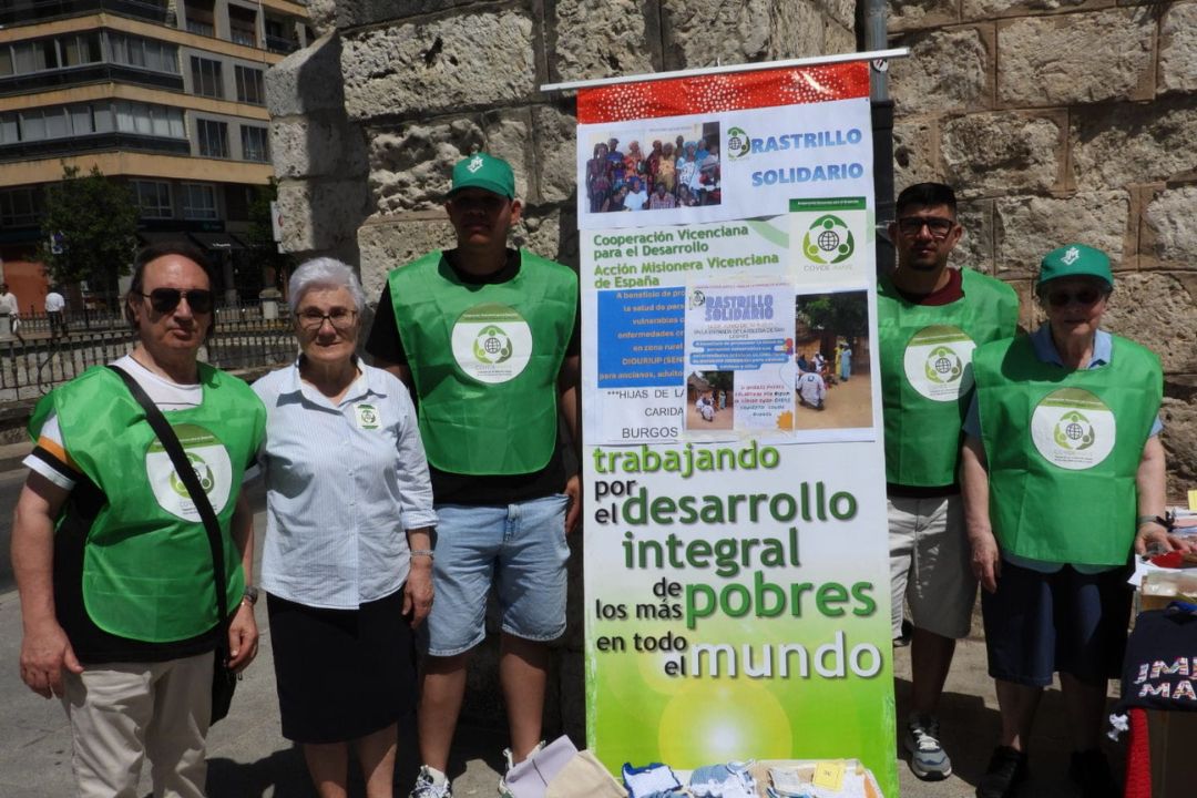 Rastrillo solidario en Burgos (7)