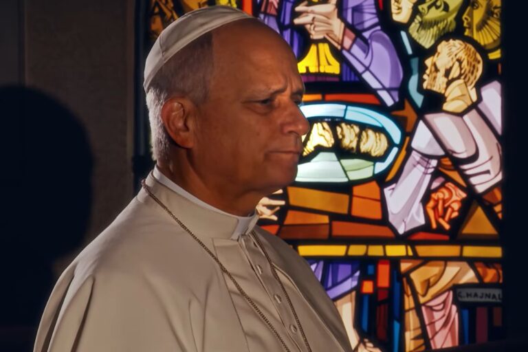 vídeo papa de junio